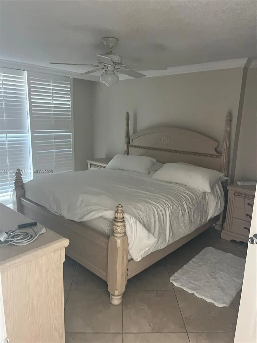 510 N Ocean Blvd, #211