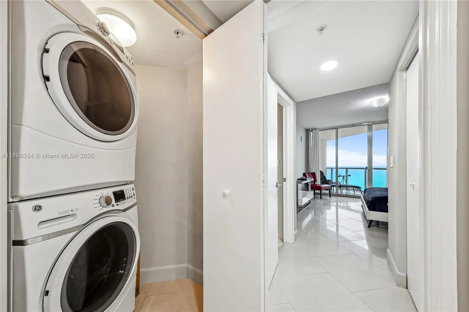 16699 Collins Ave, #4109