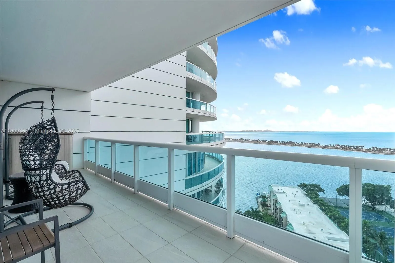 2127 Brickell Ave, #2005