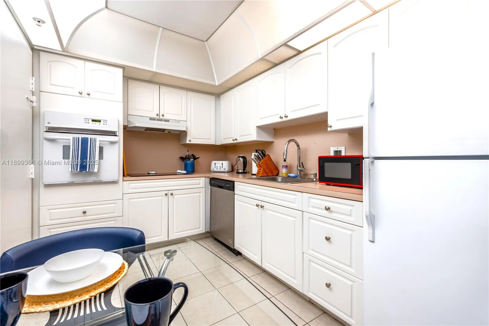 4001 S Ocean Dr, #12K