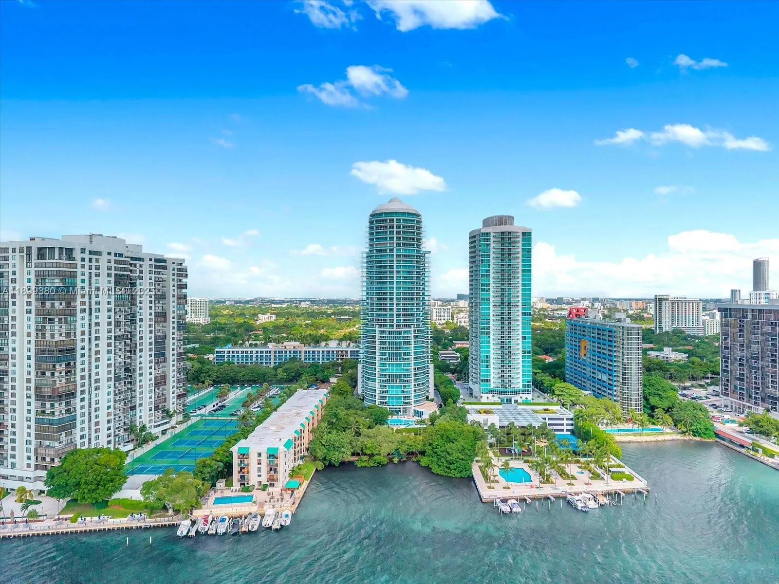 2127 Brickell Ave, #2005