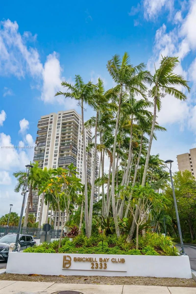 2333 Brickell Ave, #PH208