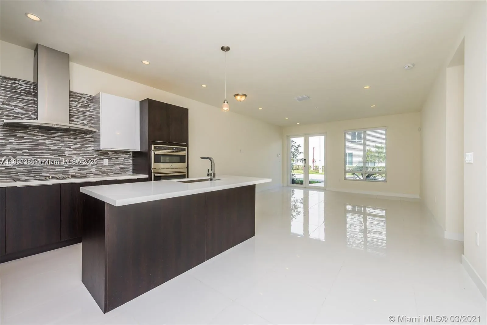 6310 NW 103rd Pl, #104