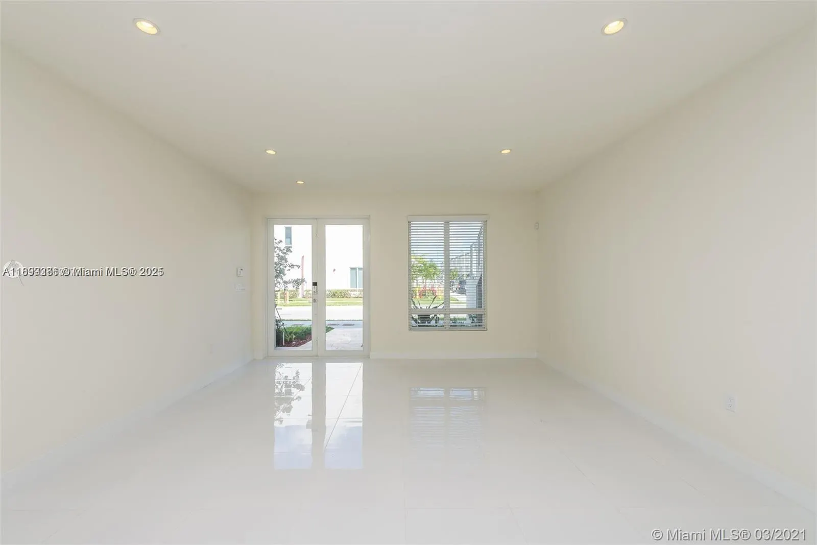 6310 NW 103rd Pl, #104