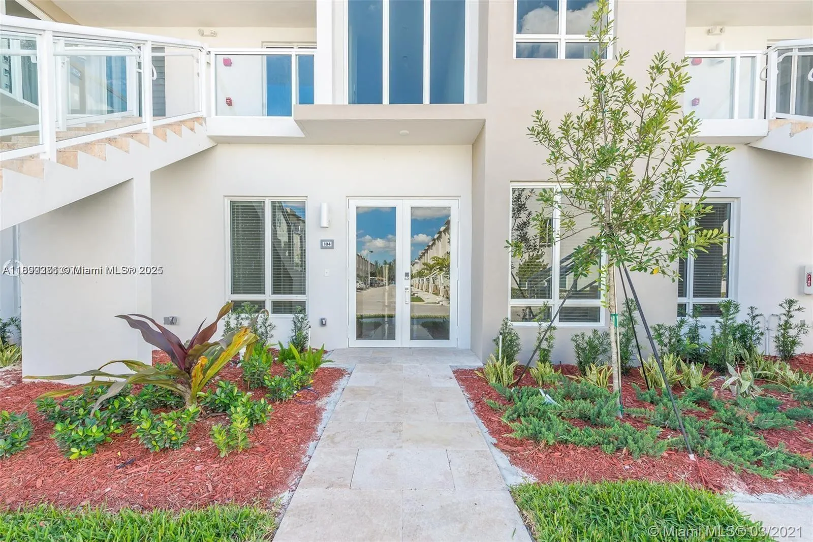6310 NW 103rd Pl, #104