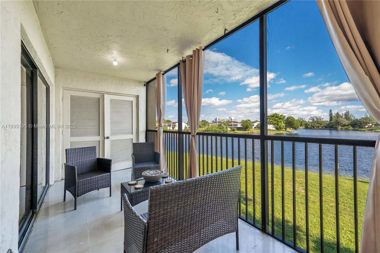 6475 W Oakland Park Blvd, #210