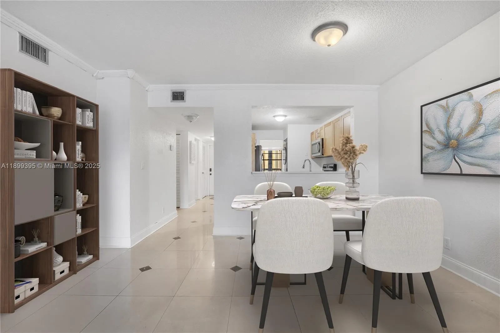 6475 W Oakland Park Blvd, #210