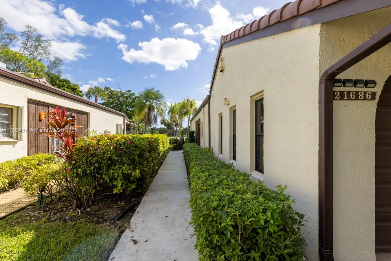 21686 Arriba Real, #40-A
