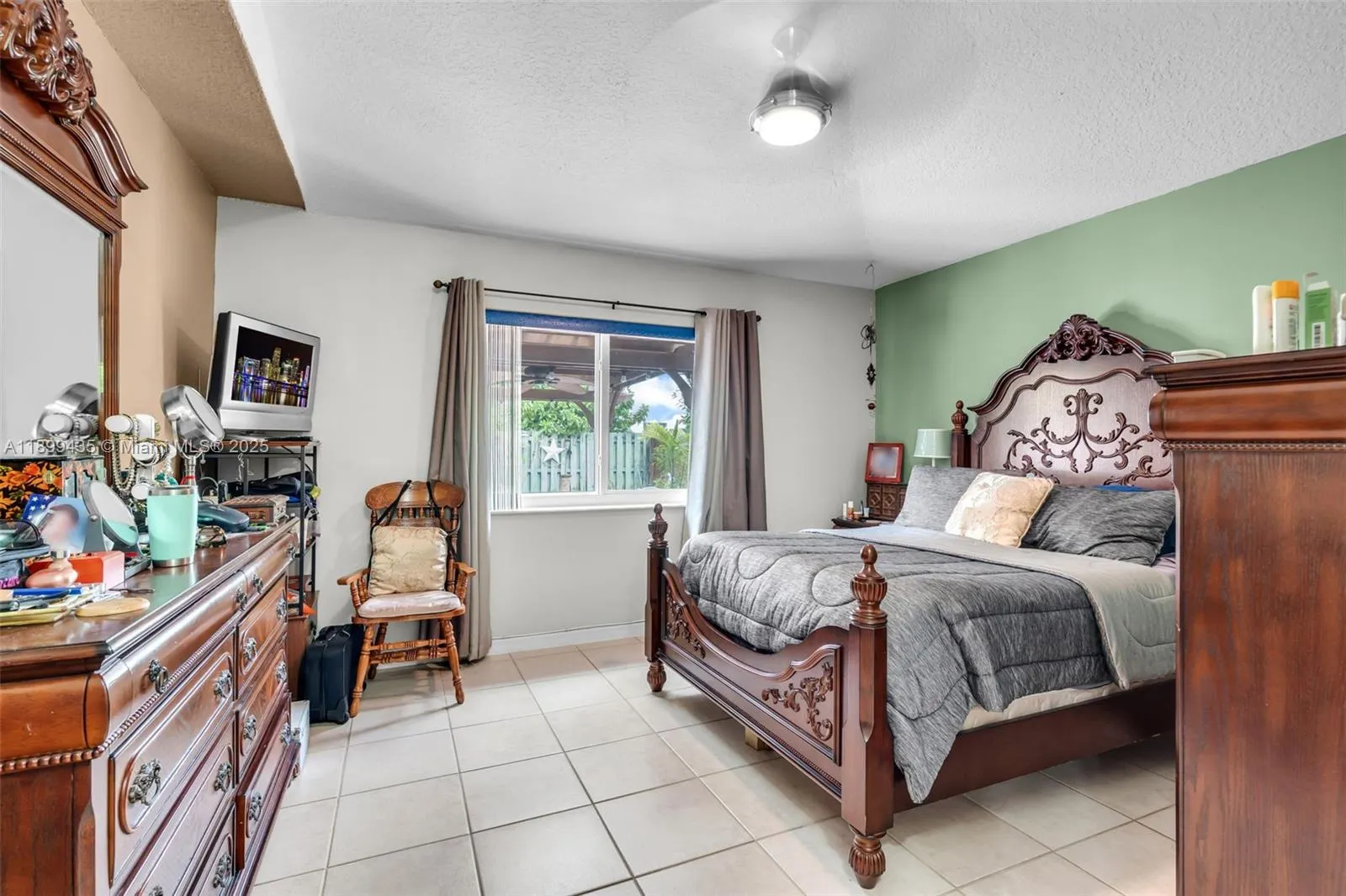 7967 NW 186th Ter