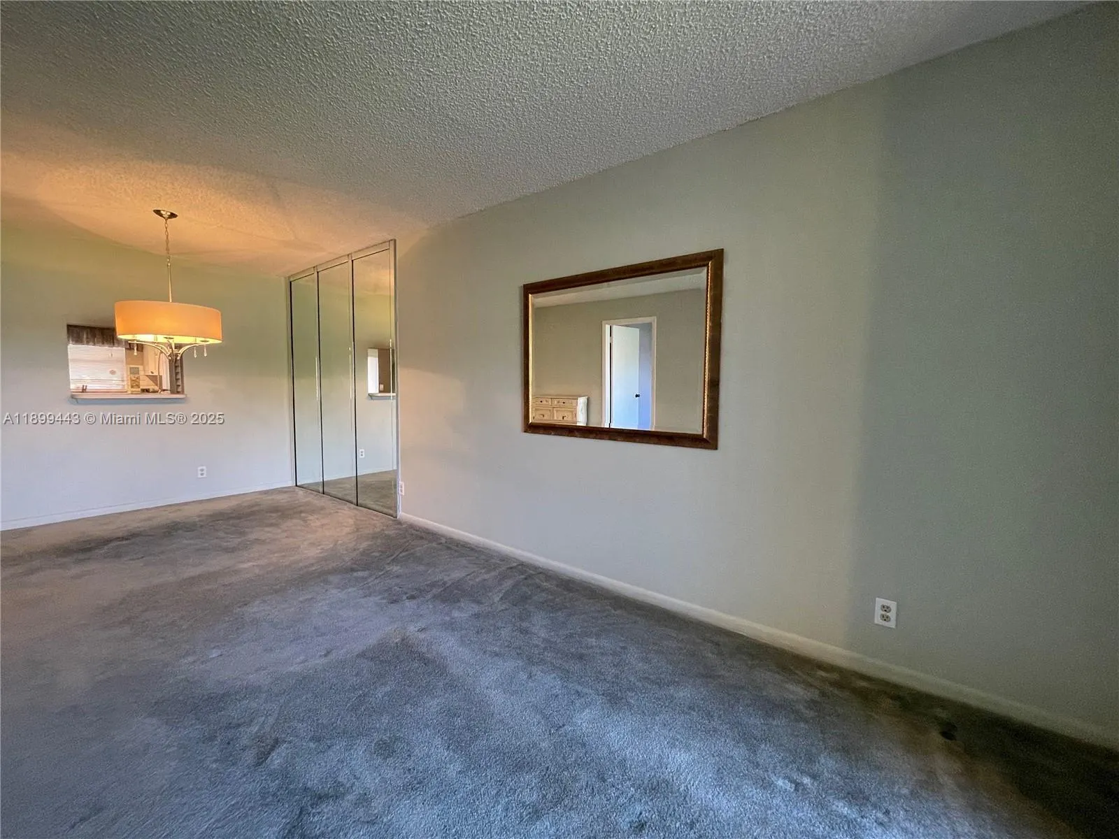 10123 Sunrise Lakes Blvd, #208