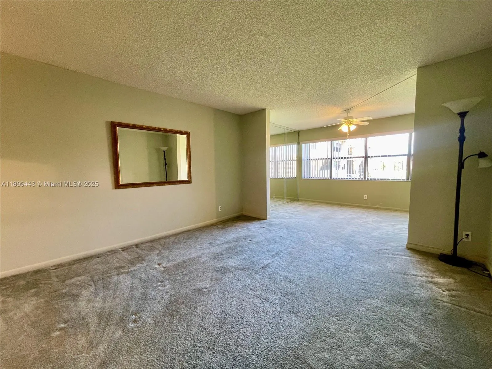 10123 Sunrise Lakes Blvd, #208