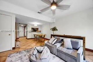 6709 N Kendall Dr, #219