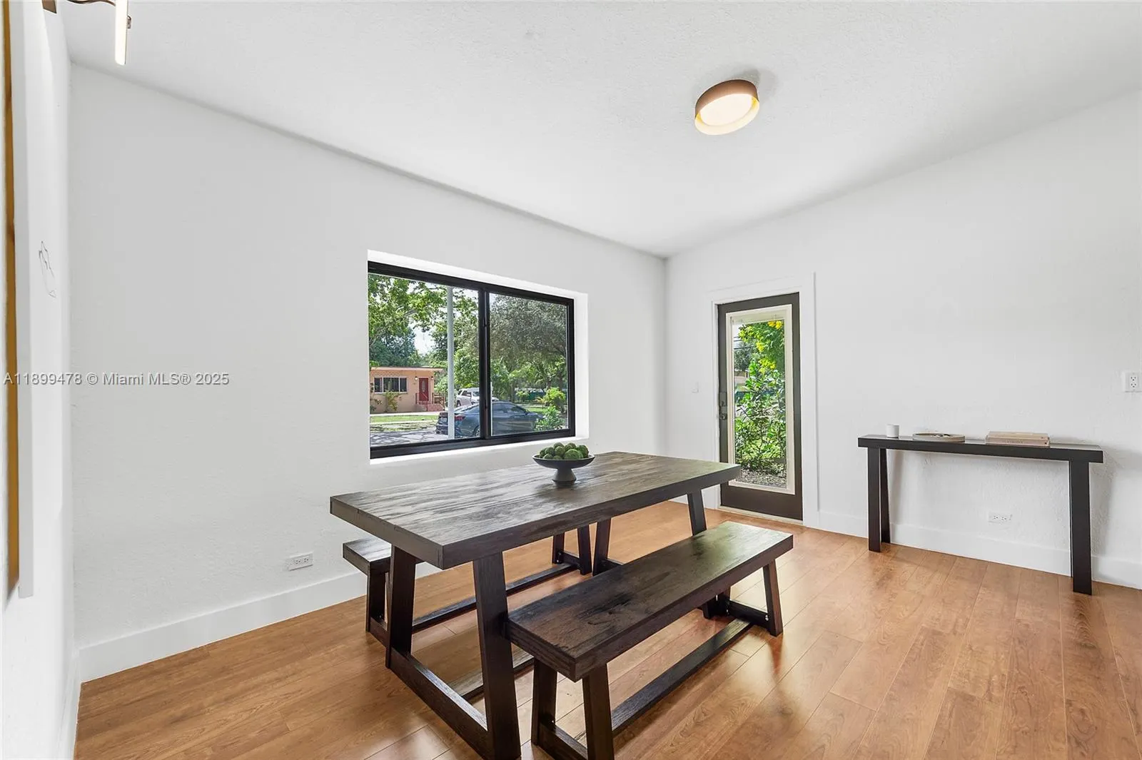 485 NW 132nd St