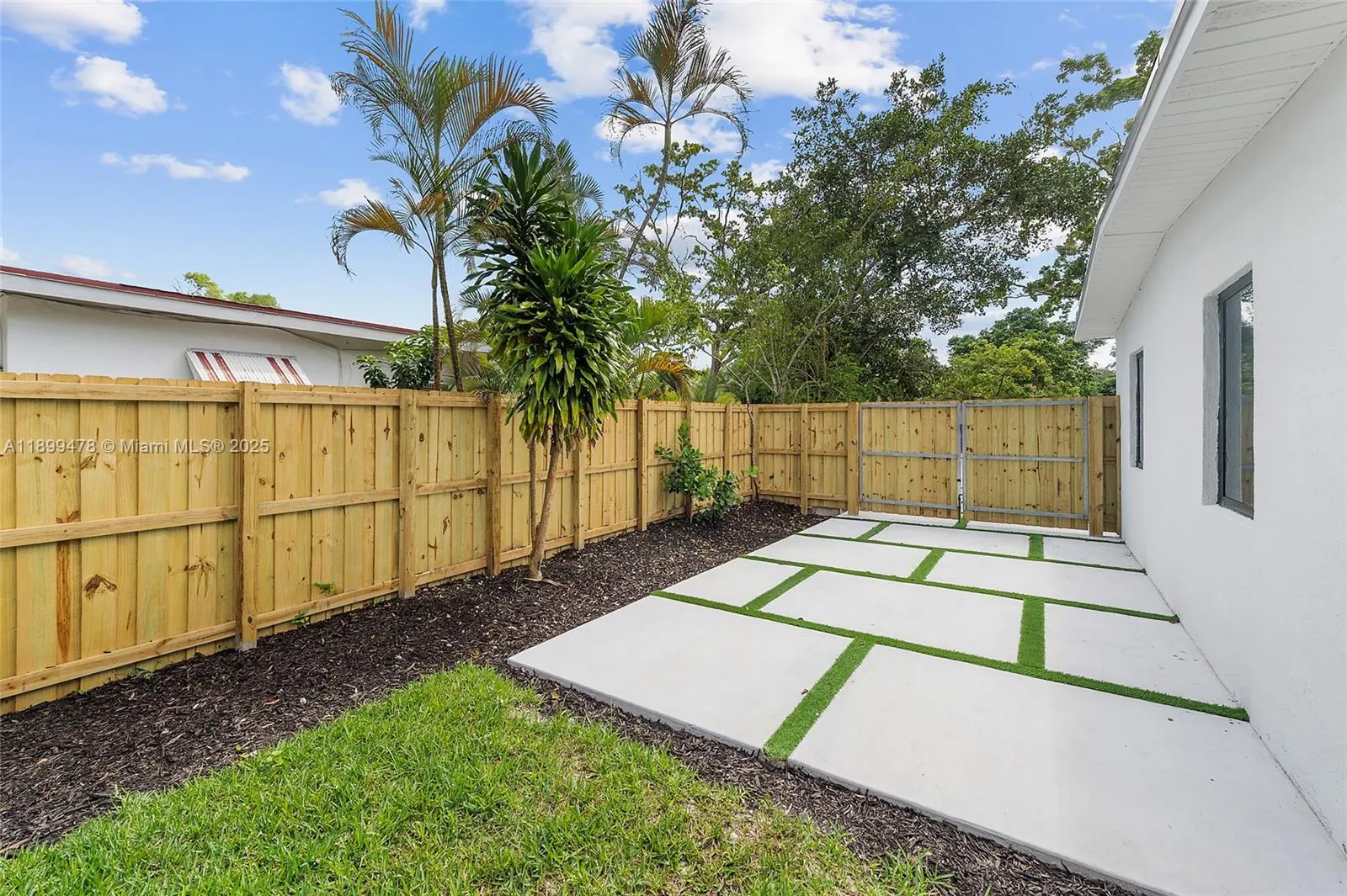 485 NW 132nd St