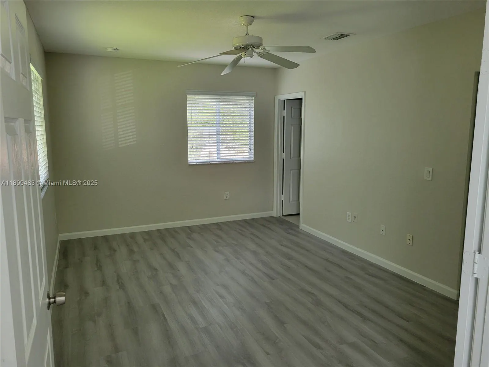 2556 SW 83rd Ave, #101