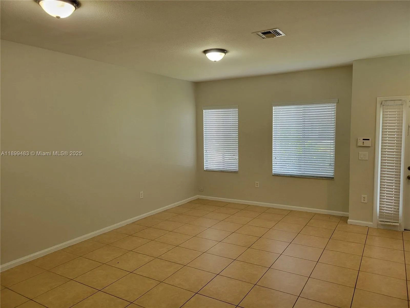 2556 SW 83rd Ave, #101