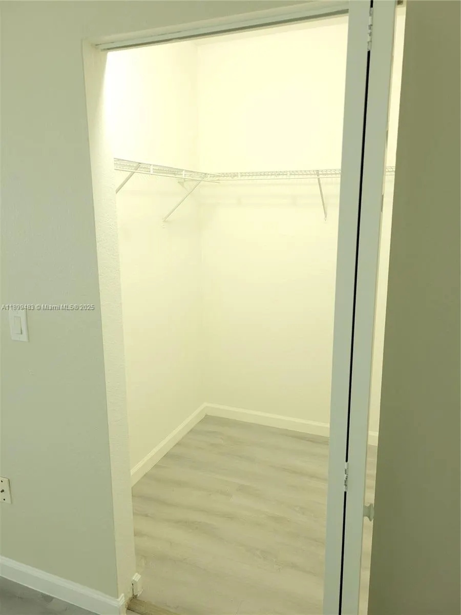 2556 SW 83rd Ave, #101