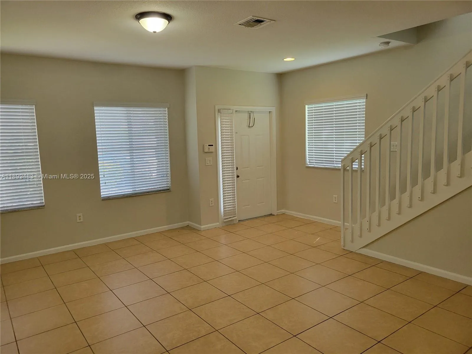 2556 SW 83rd Ave, #101
