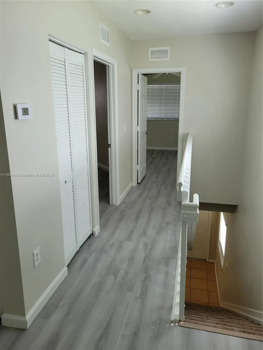 2556 SW 83rd Ave, #101