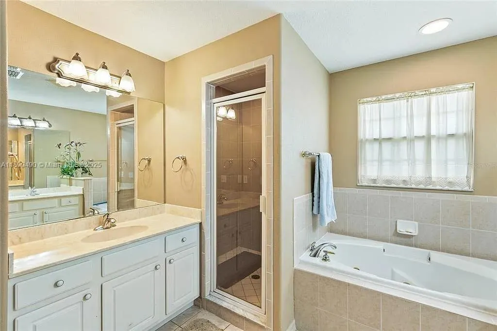 417 Vista Loop