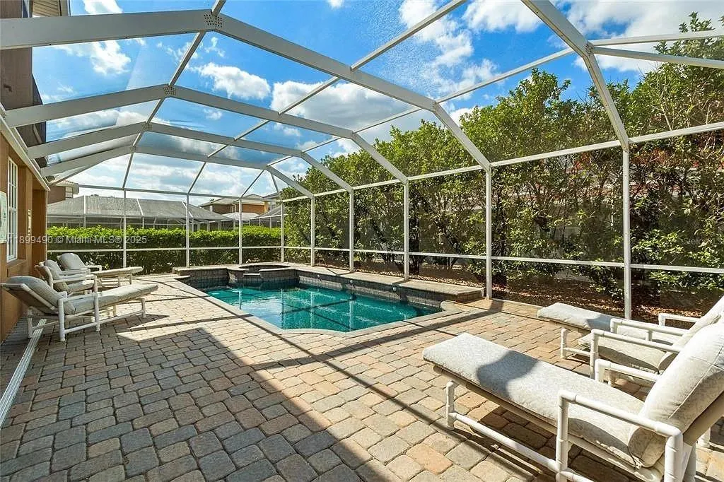 417 Vista Loop
