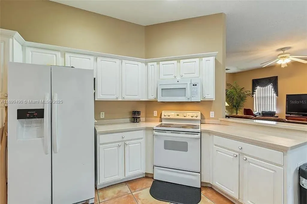 417 Vista Loop