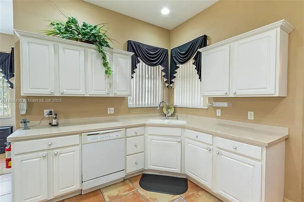 417 Vista Loop