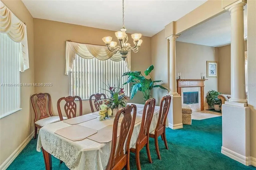 417 Vista Loop