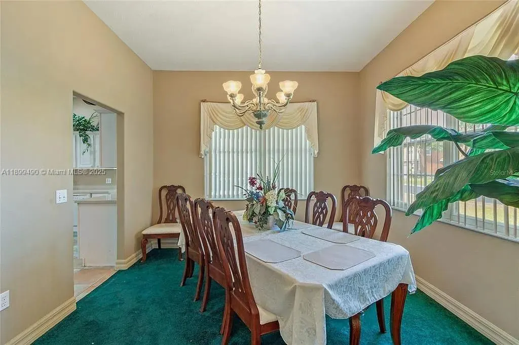 417 Vista Loop