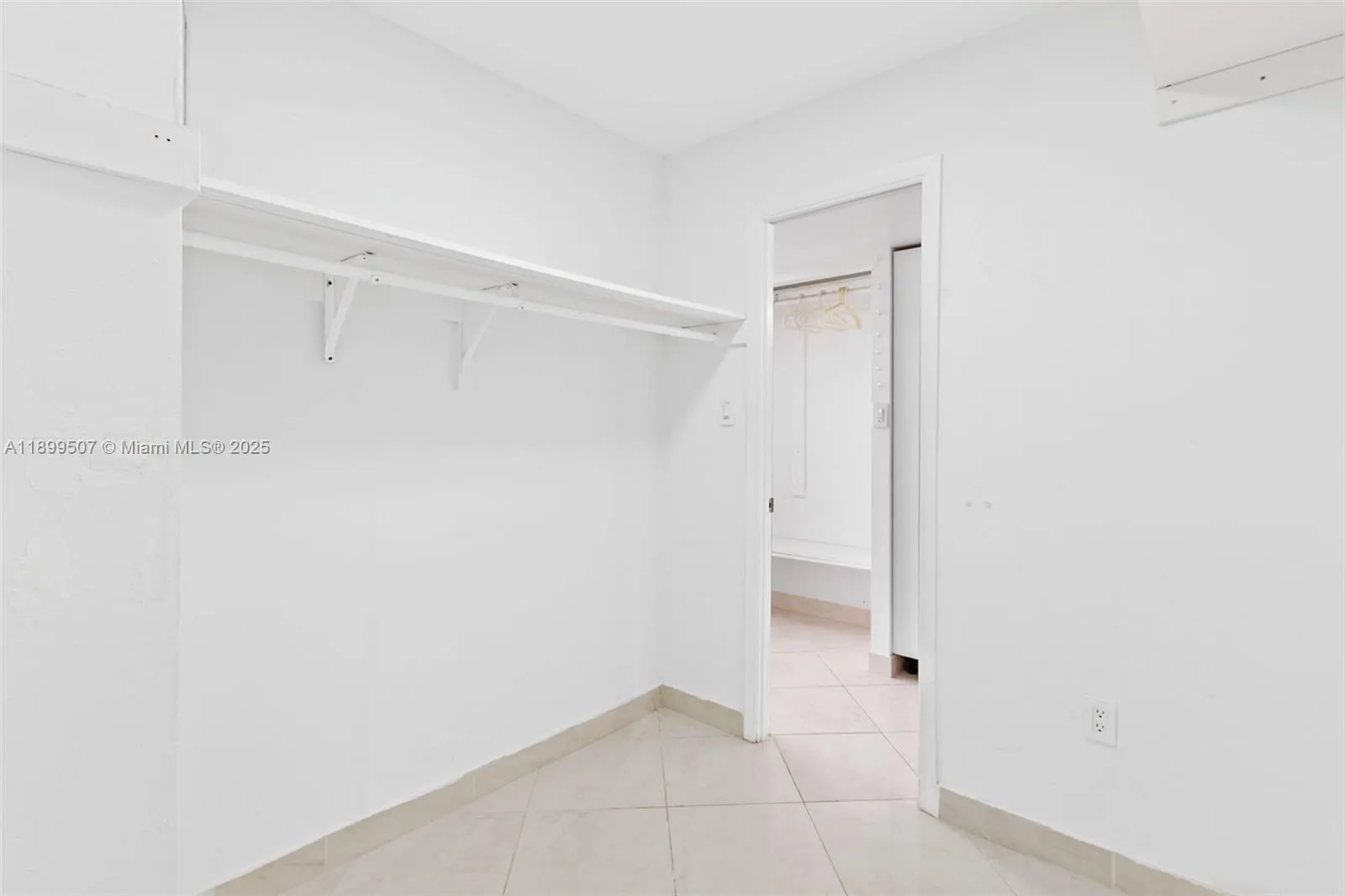 18021 Biscayne Blvd, #1003