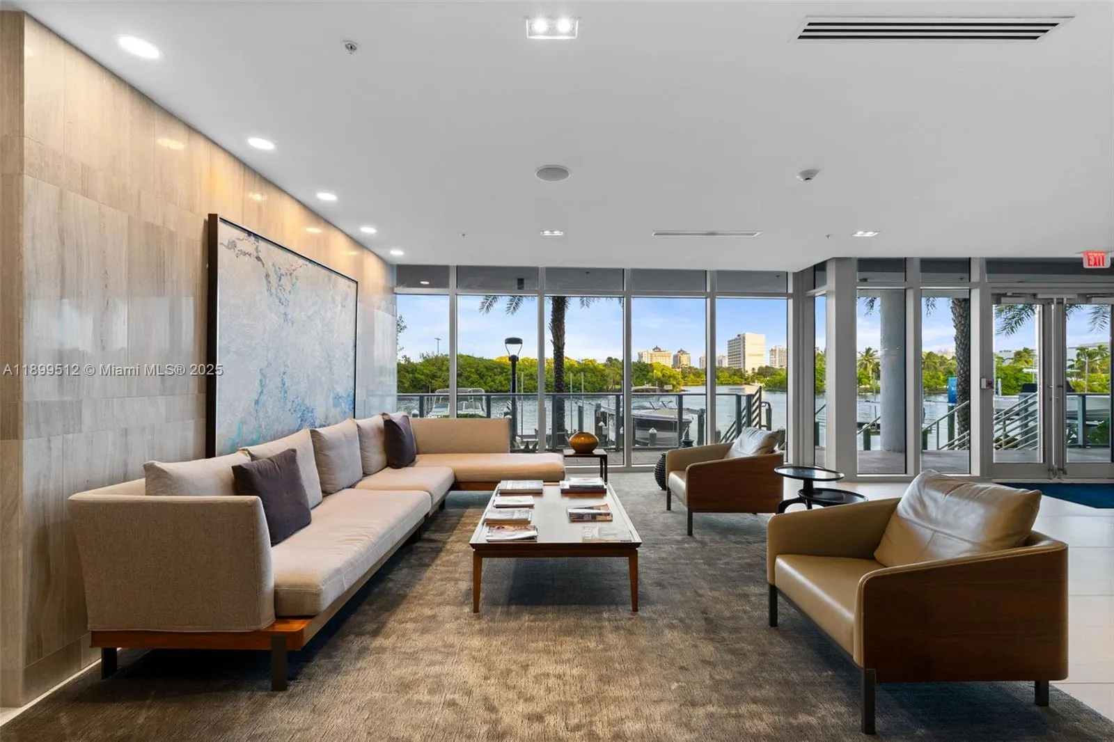 1180 N Federal Hwy, #1102