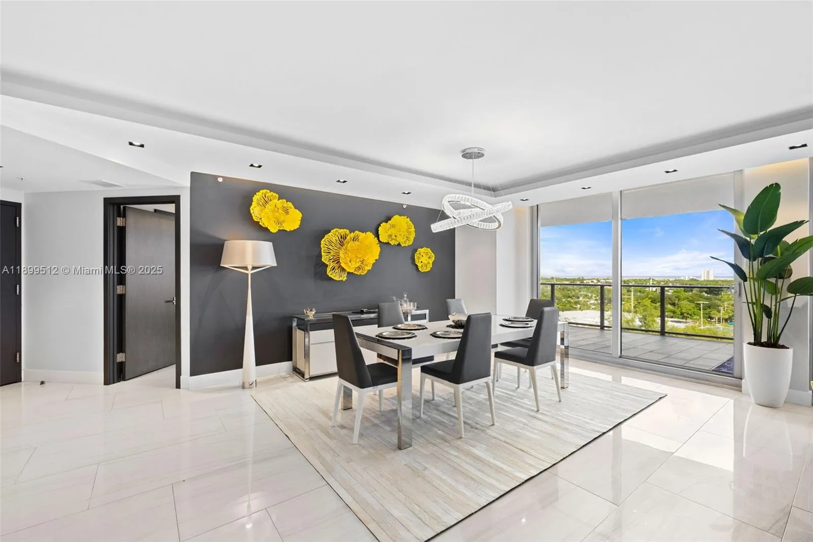 1180 N Federal Hwy, #1102