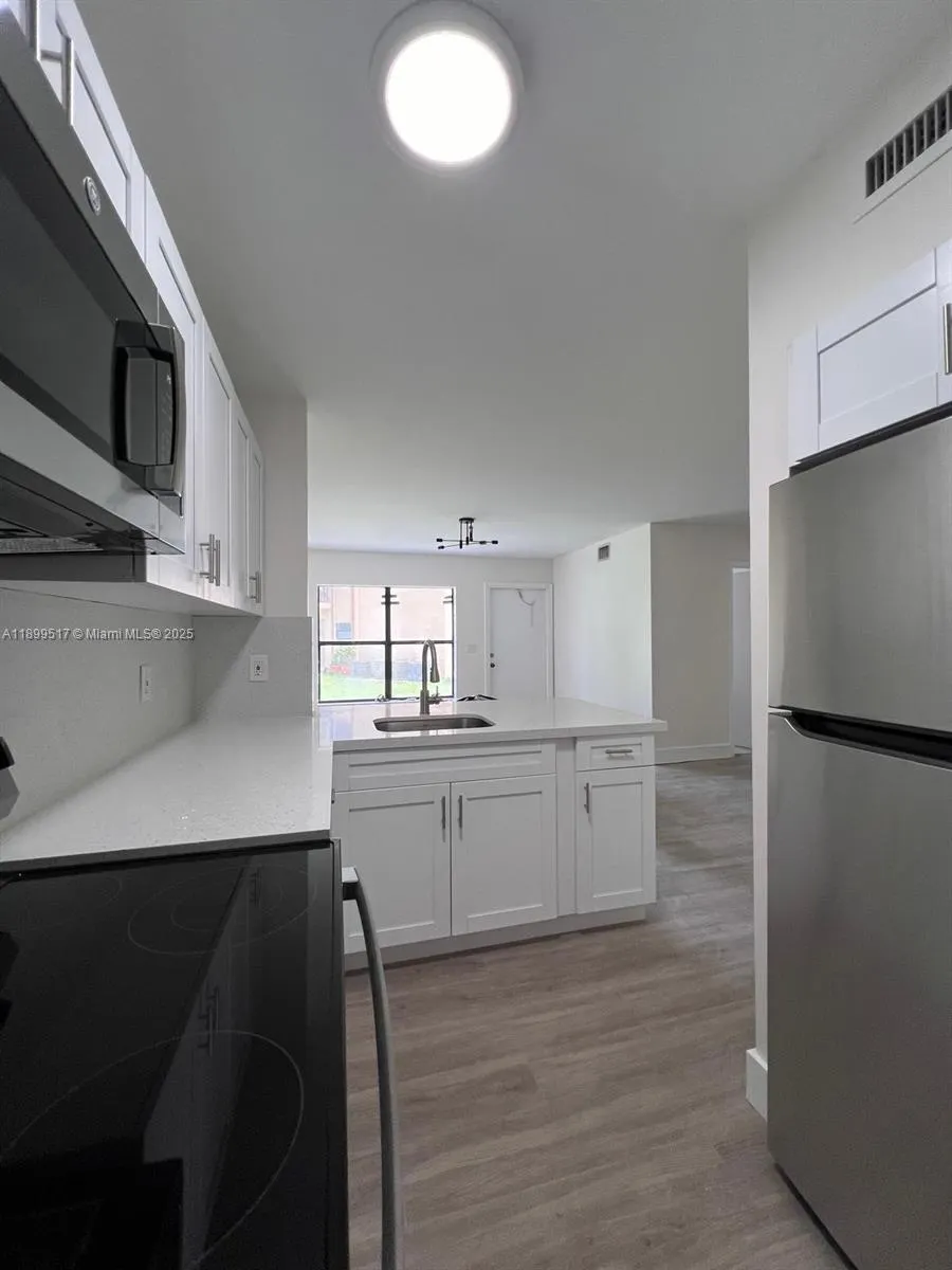 2685 W 66th St, #12-20