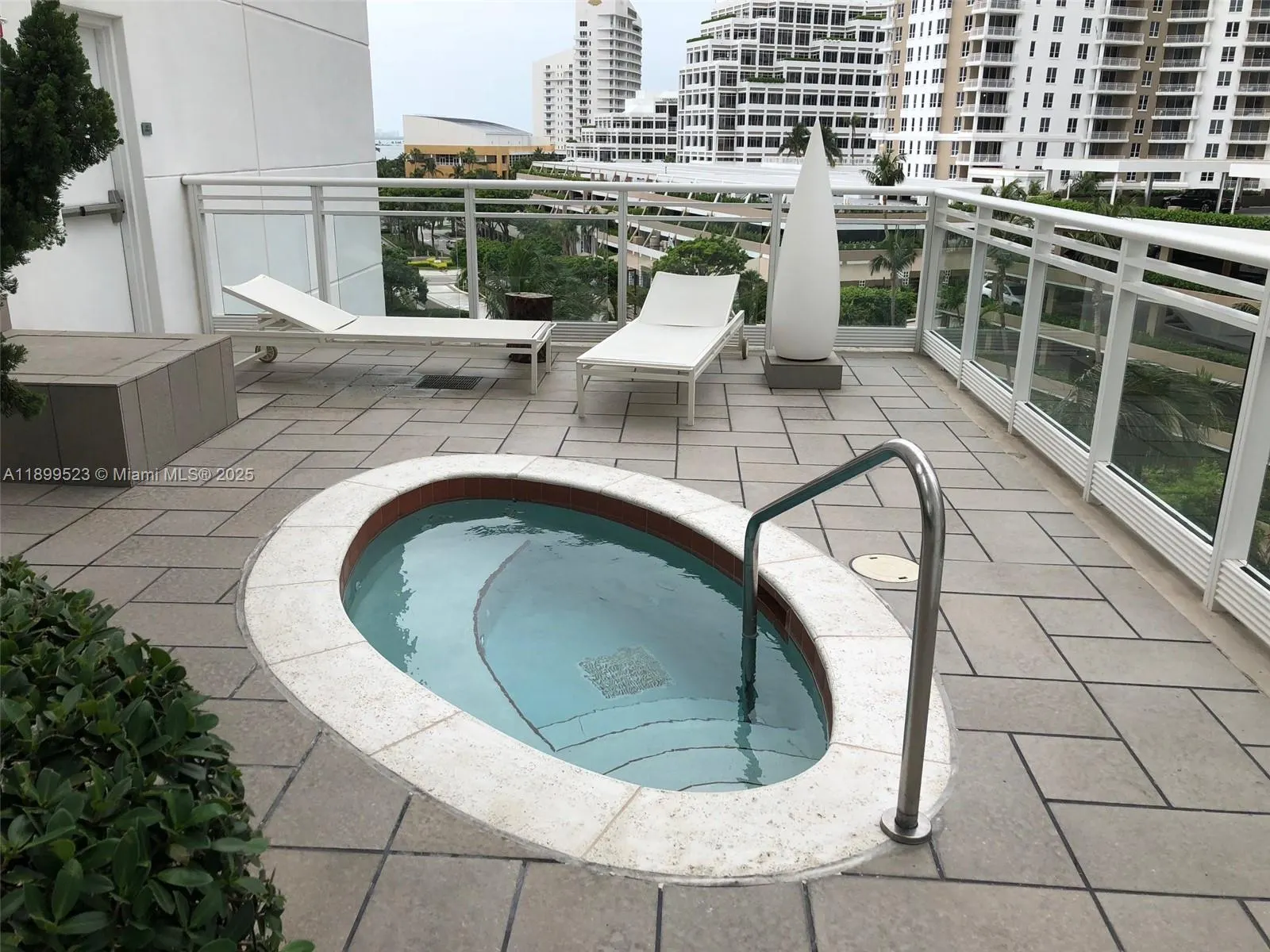 900 Brickell Key Blvd, #2205