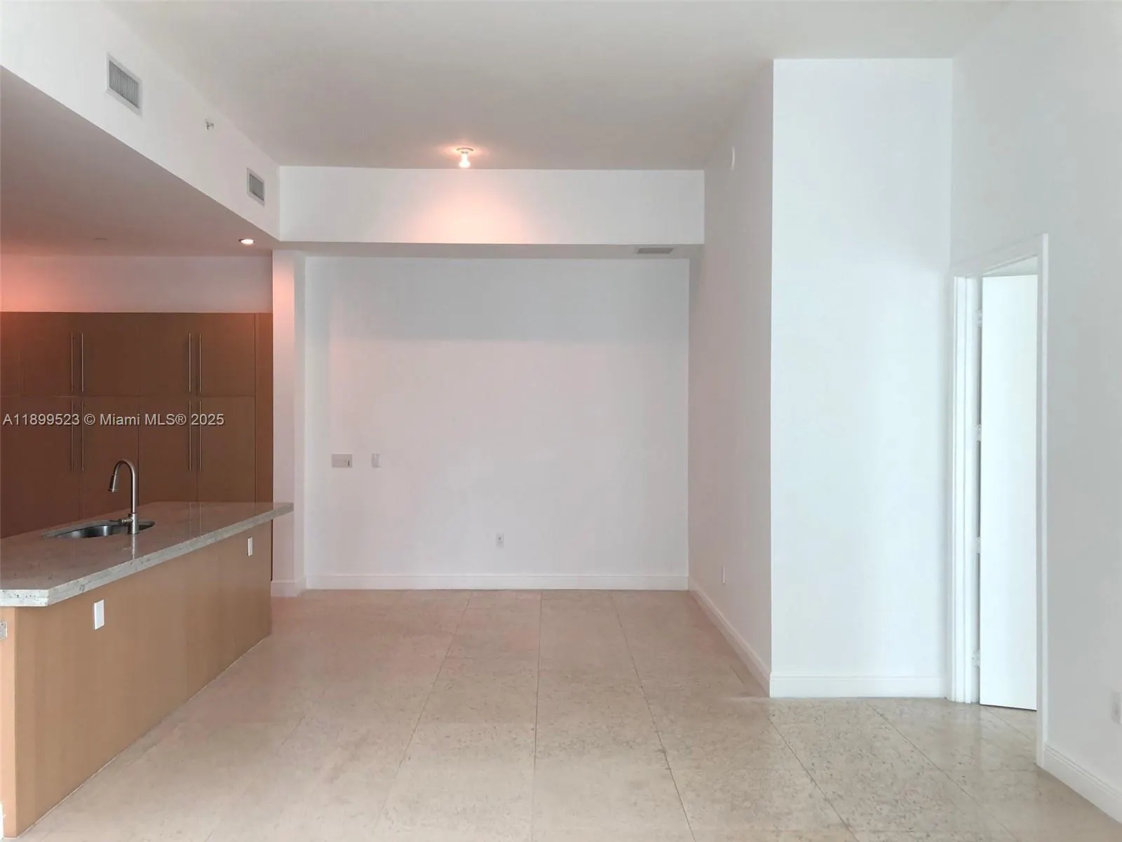 900 Brickell Key Blvd, #2205
