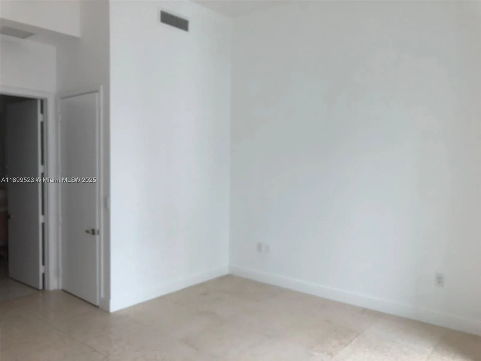 900 Brickell Key Blvd, #2205