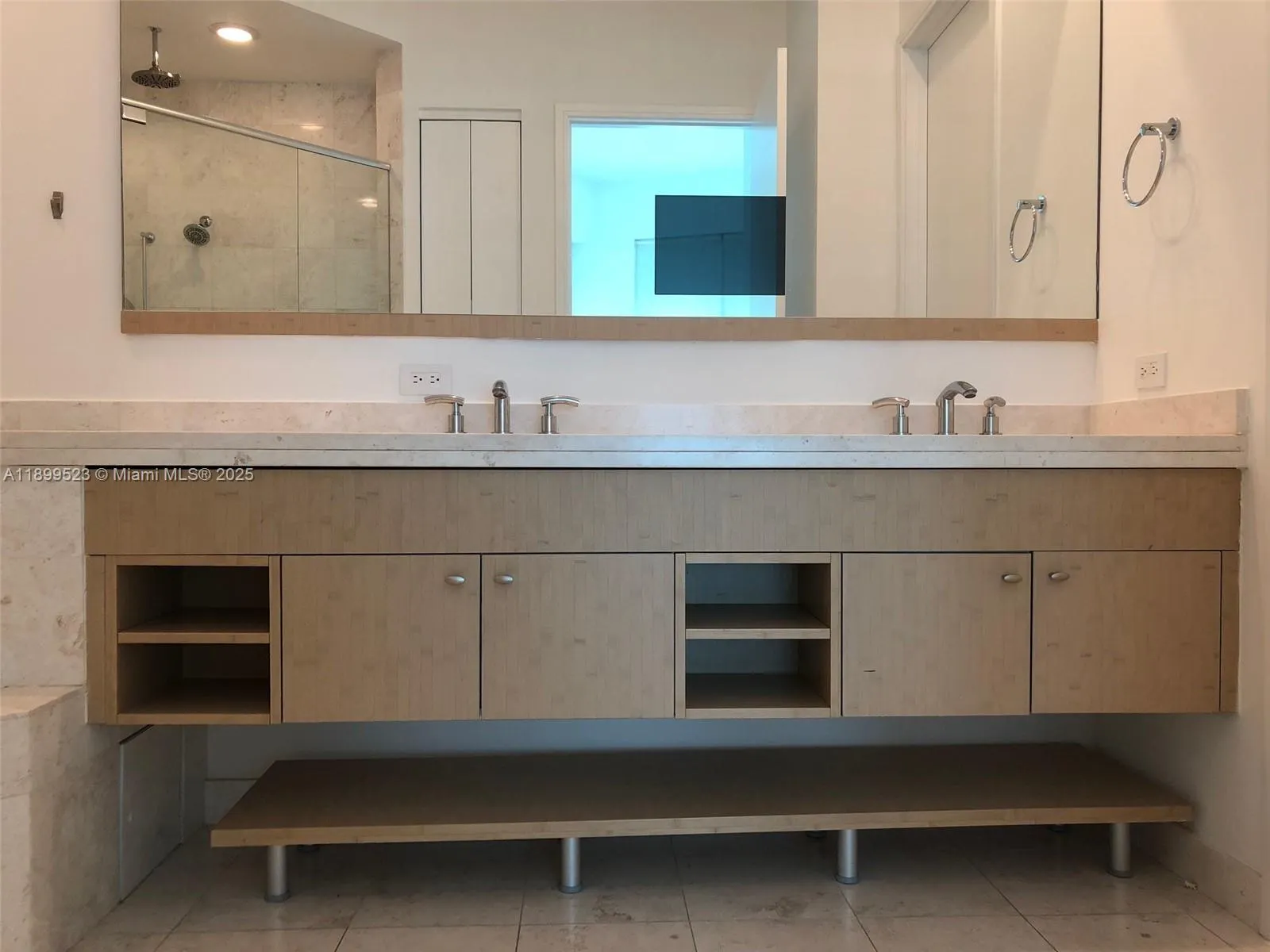 900 Brickell Key Blvd, #2205