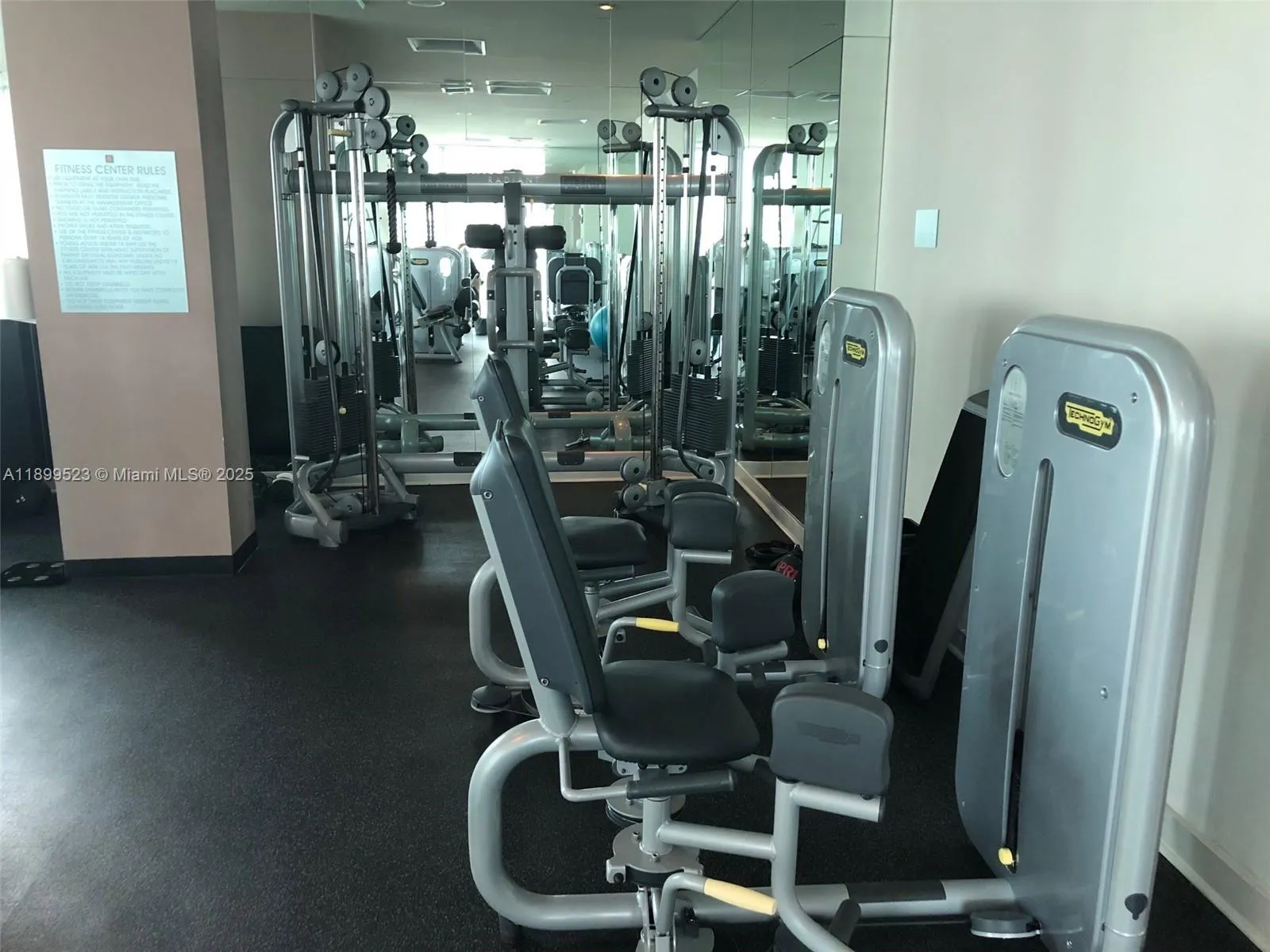 900 Brickell Key Blvd, #2205
