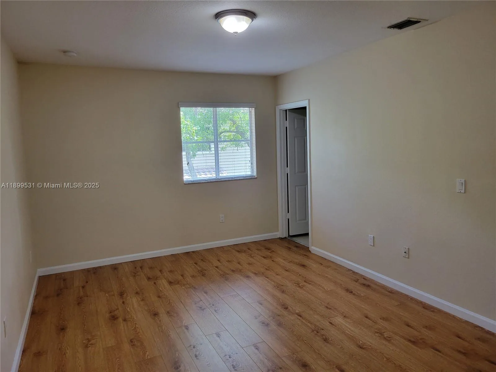 2707 SW 82nd Ave, #102