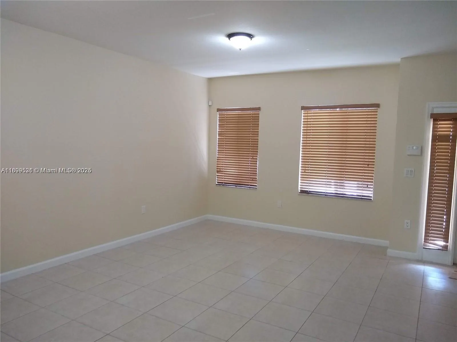 2707 SW 82nd Ave, #102