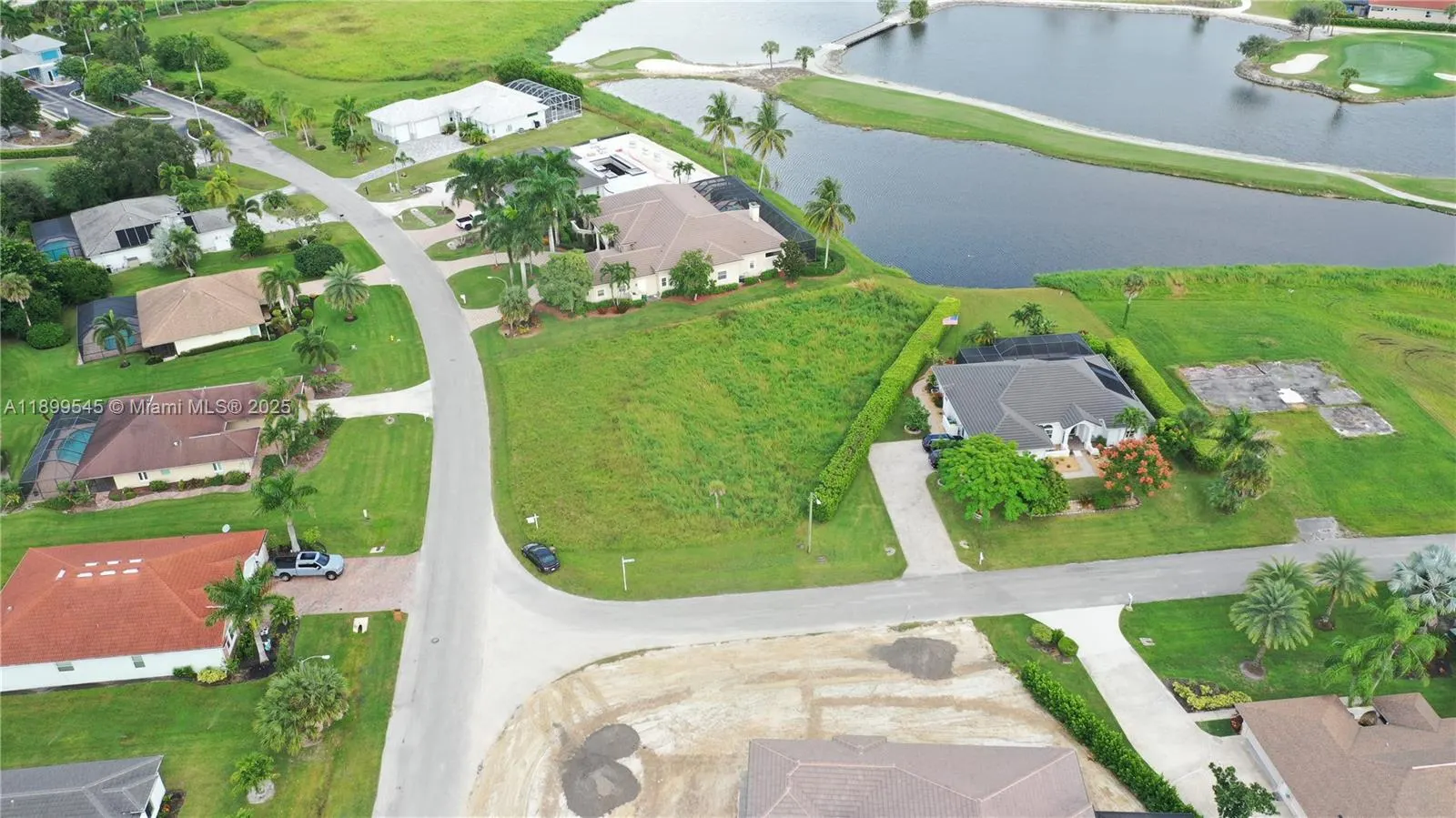 18018 Royal Hammock Blvd