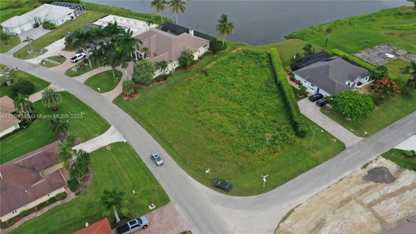 18018 Royal Hammock Blvd