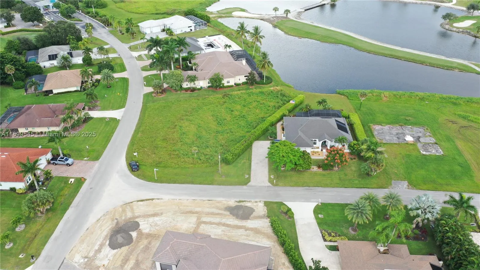 18018 Royal Hammock Blvd