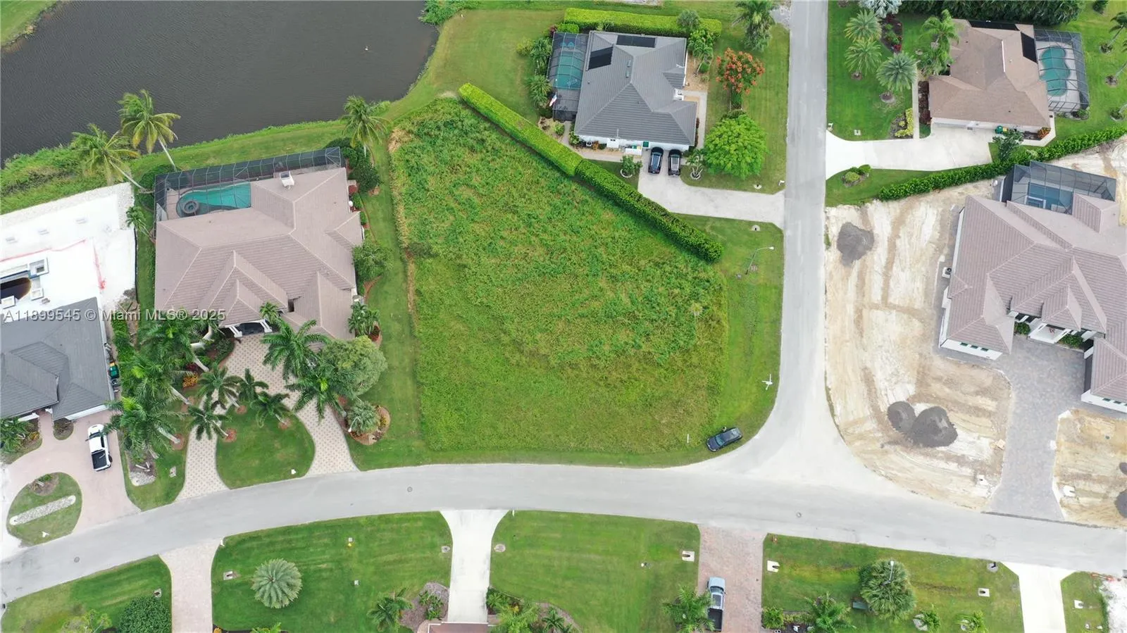 18018 Royal Hammock Blvd