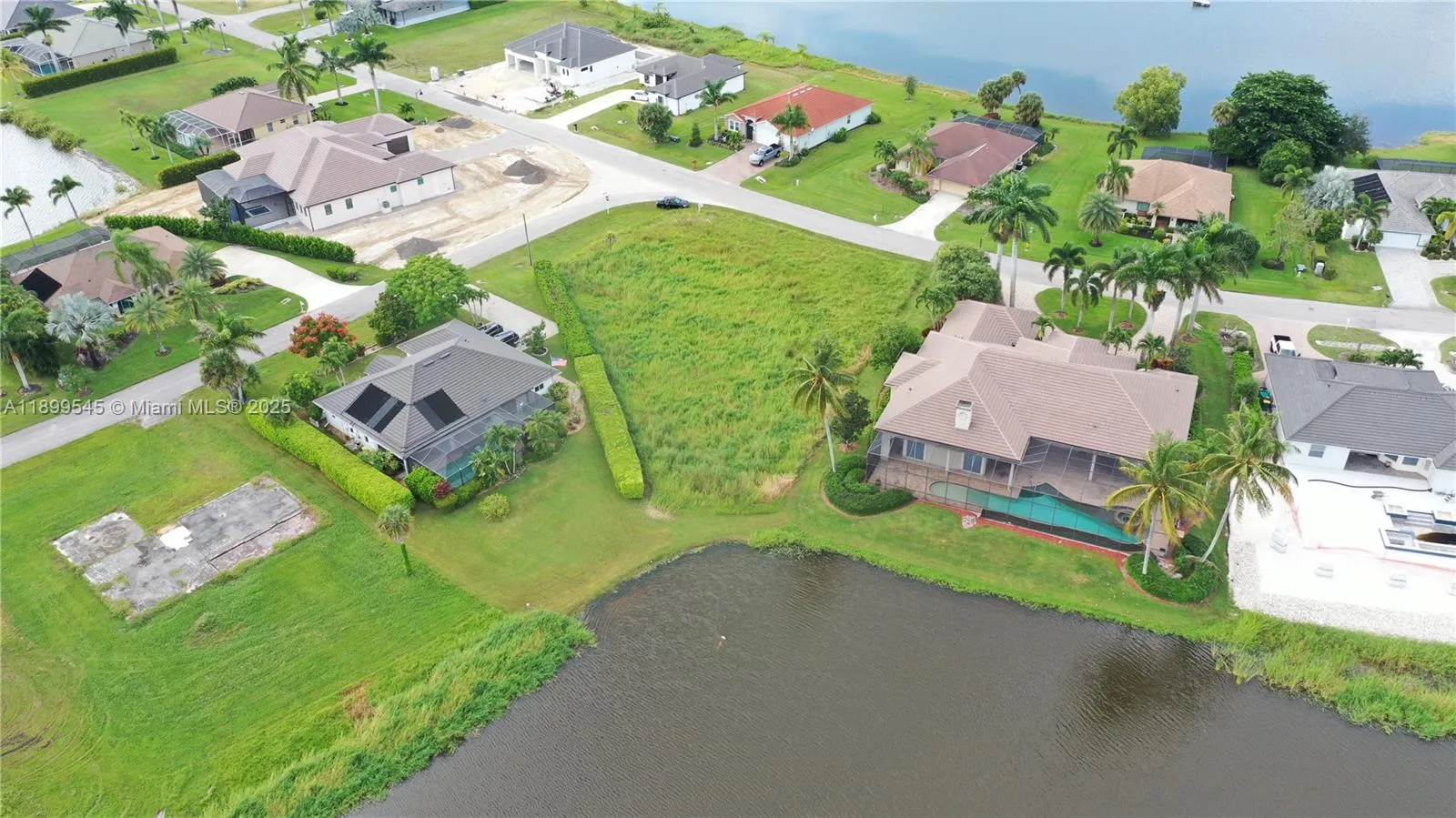 18018 Royal Hammock Blvd