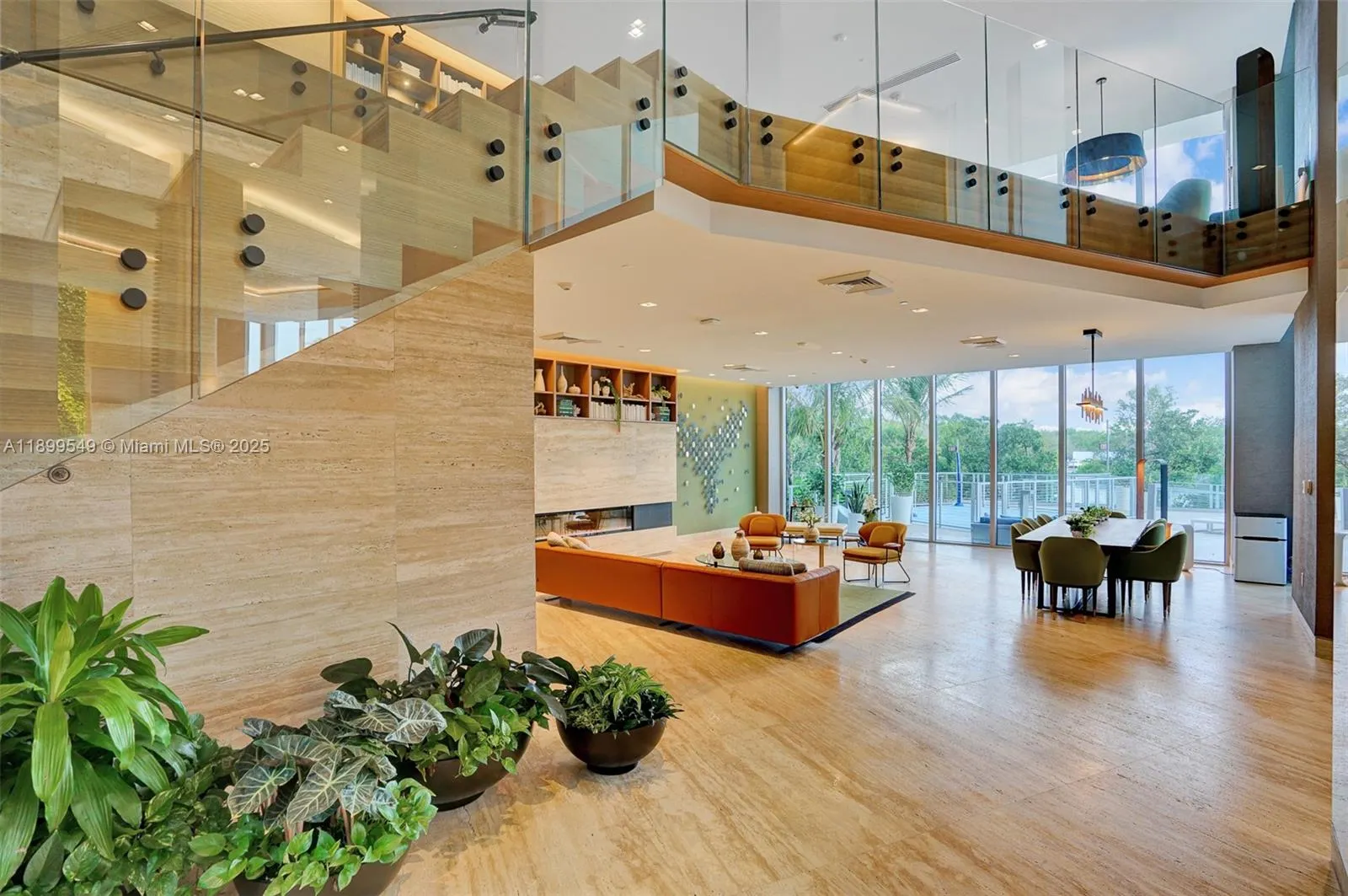 16385 Biscayne Blvd, #2901 +2 Parking