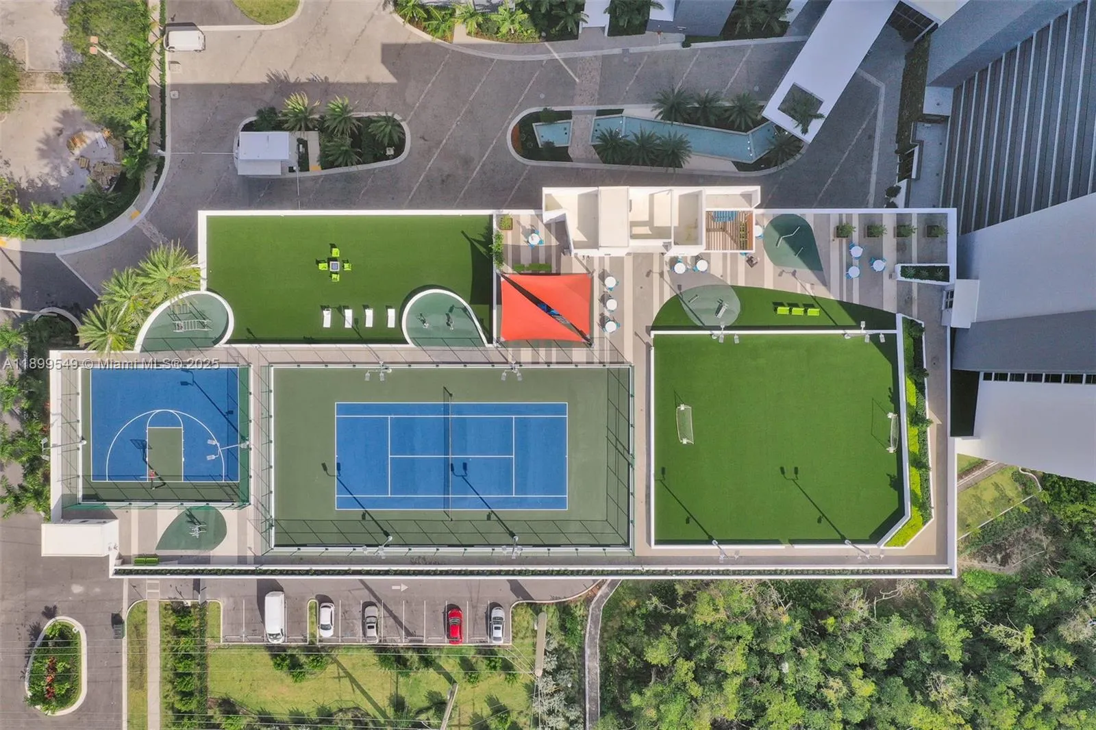 16385 Biscayne Blvd, #2901 +2 Parking