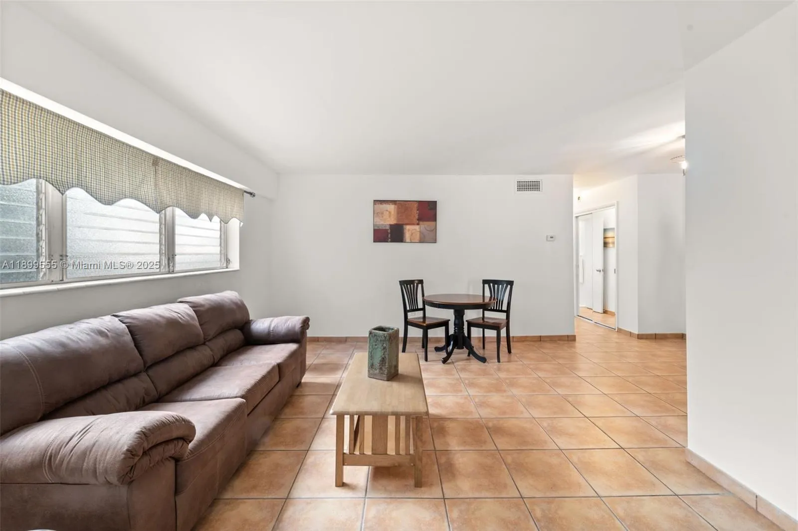 1614 West Ave, #206