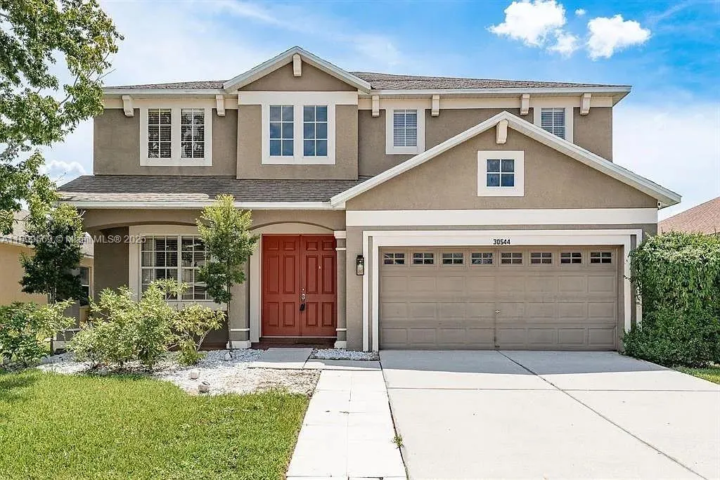 30544 Latourette