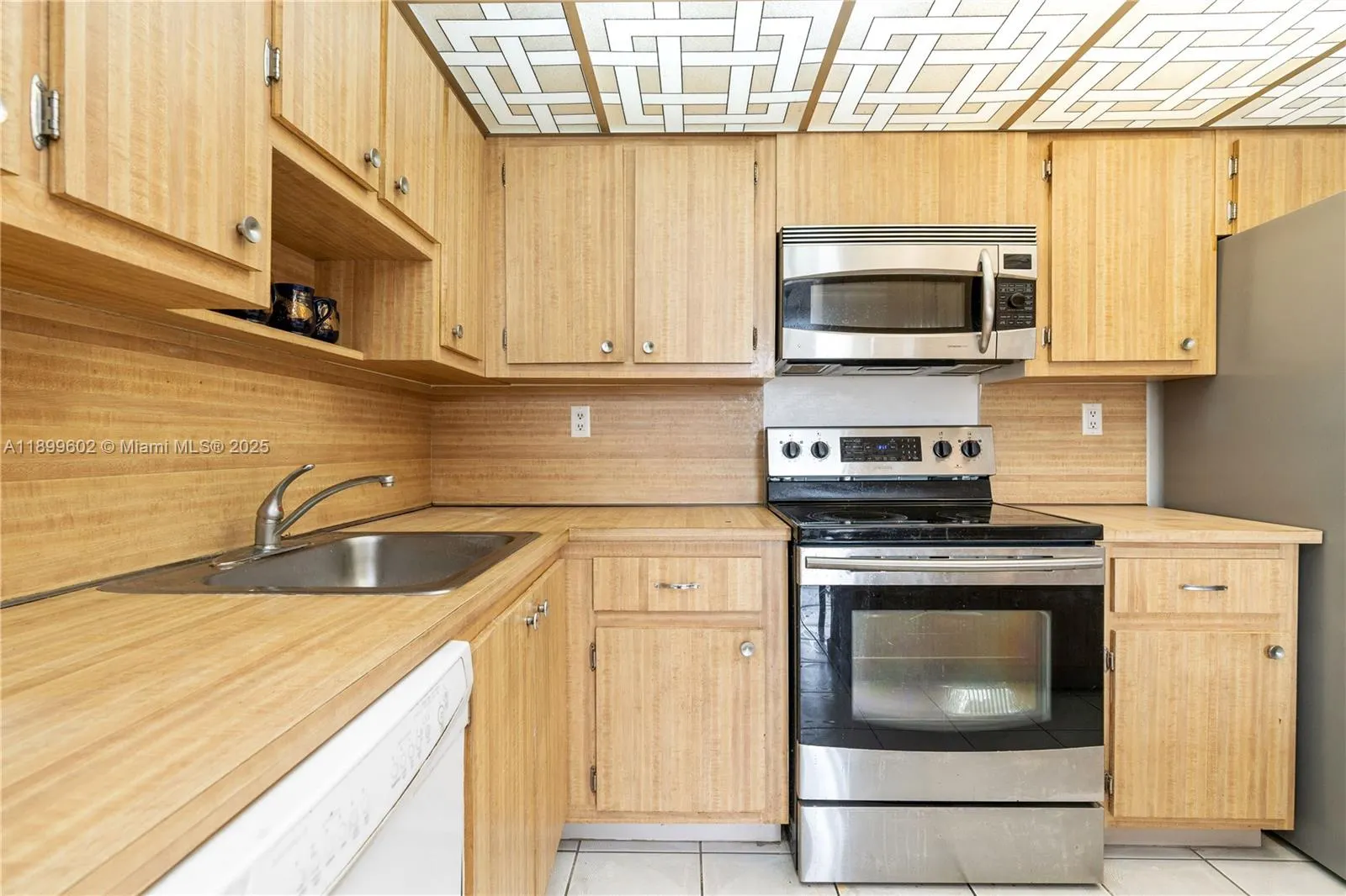 20401 NE 30th Ave, #416-8